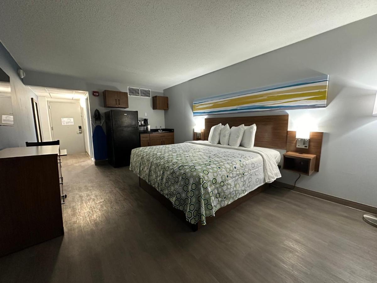Ramada By Wyndham Cortland Hotel & Conference Center 外观 照片